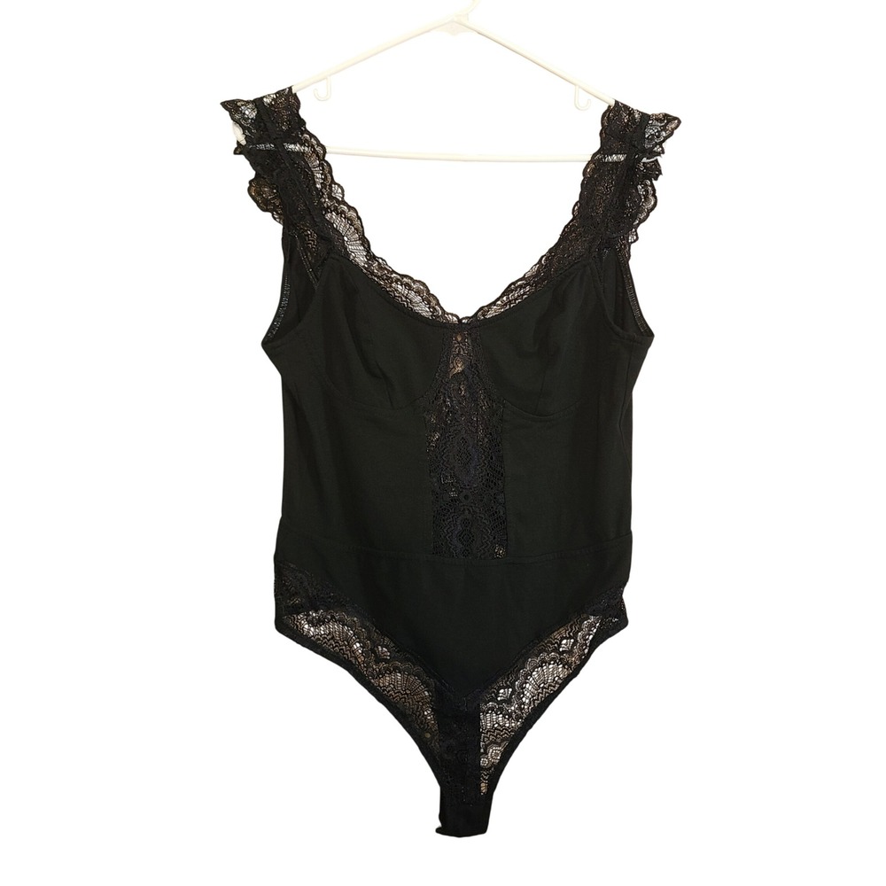 Lulus Lace Bodysuit Women Medium Black V-Neck Sleeveless Thong Bottom Whimsigoth
